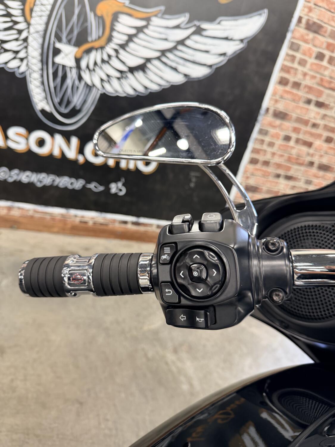 2025 Harley-Davidson® Street Glide™ FLHX, photo 5