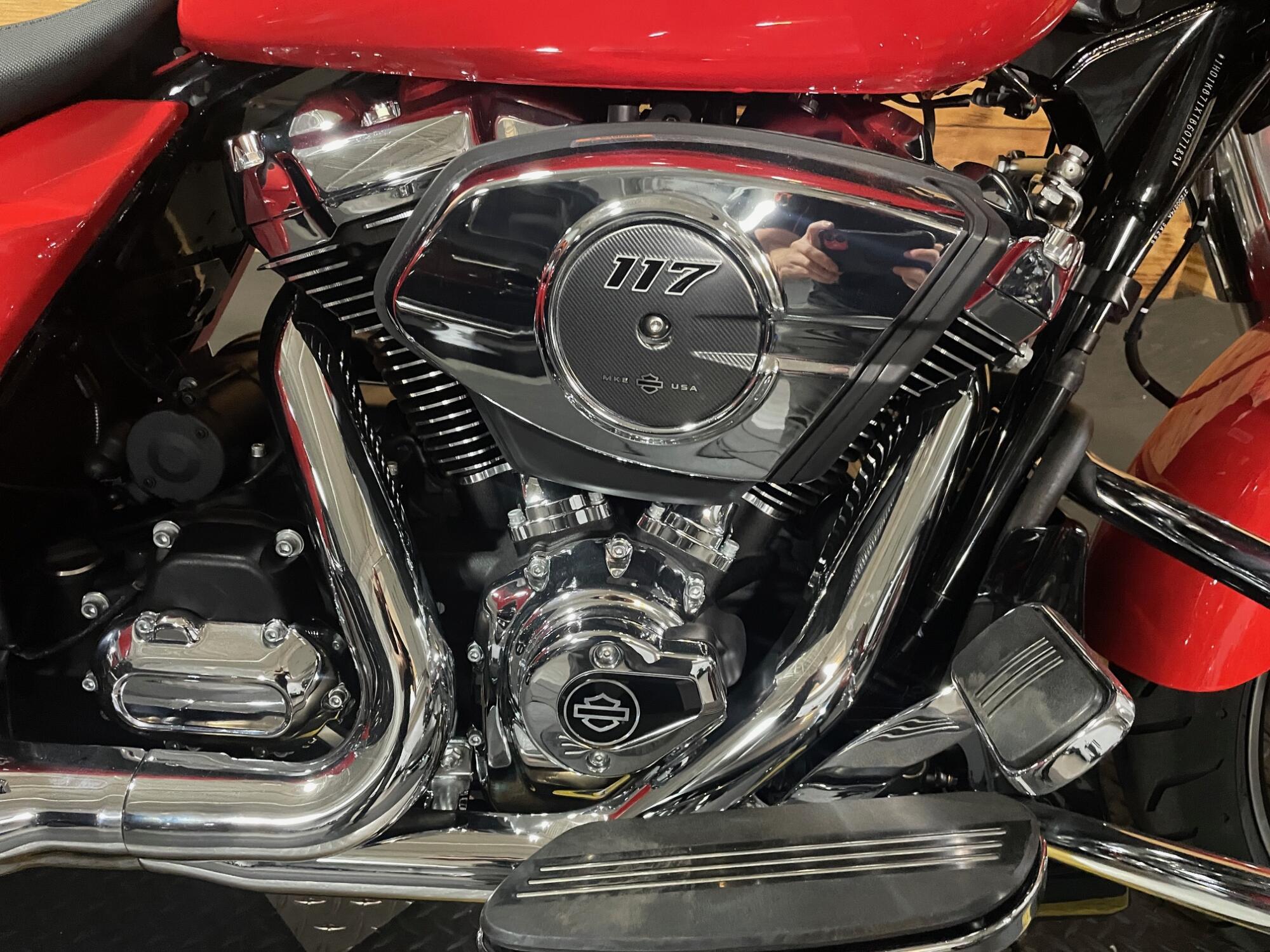 2026 Harley-Davidson® Street Glide® FLHX, photo 2