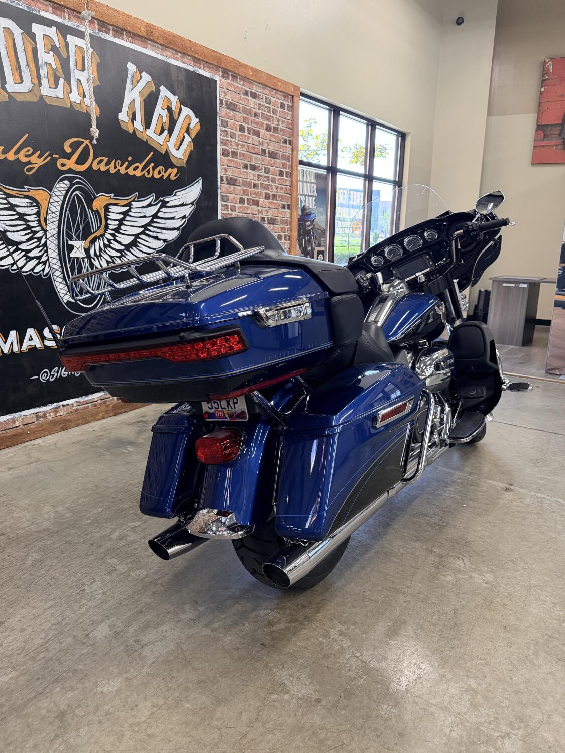 2018 Harley-Davidson® Ultra Limited FLHTK, photo 8