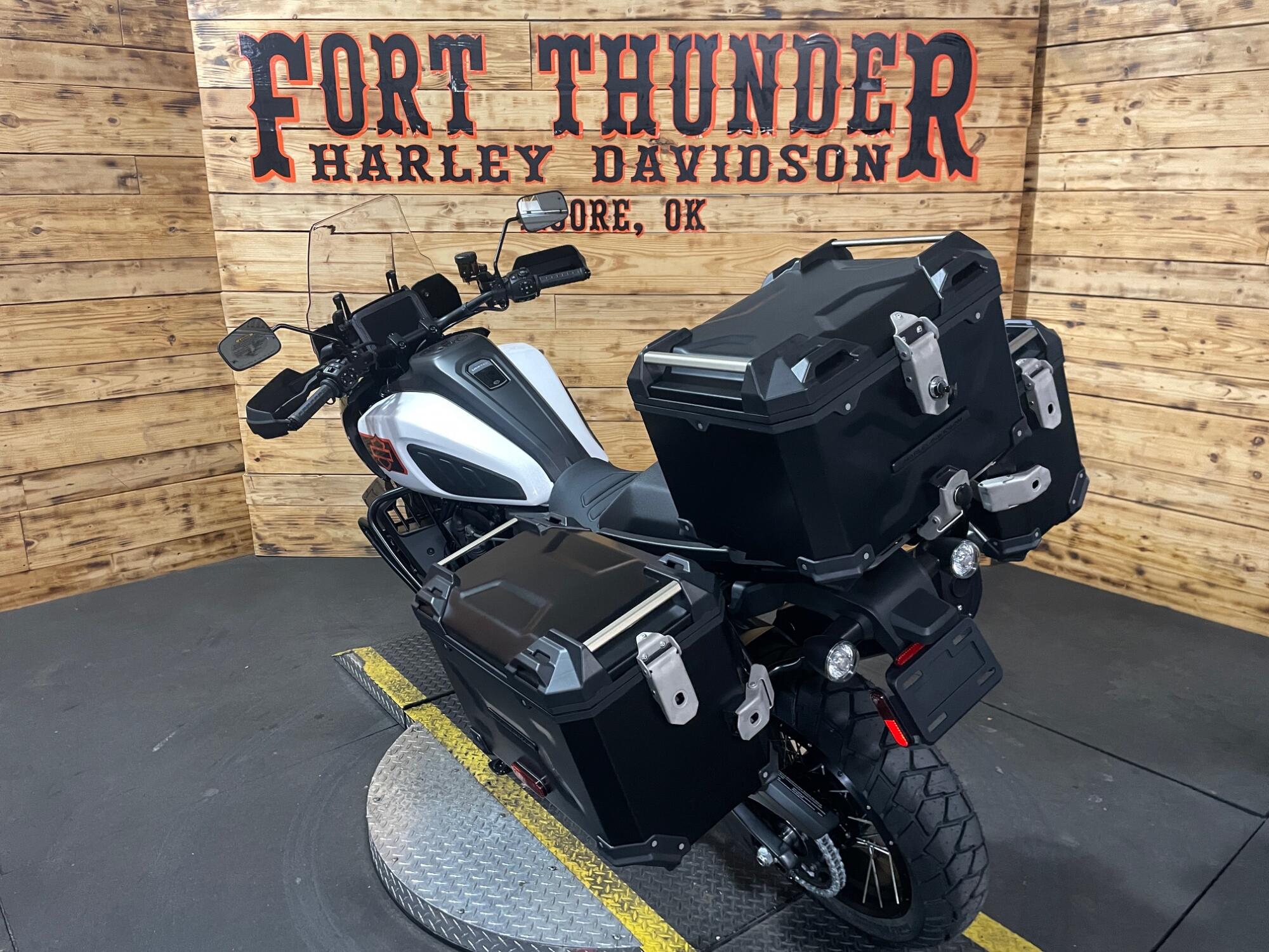 2026 Harley-Davidson® Pan America 1250 Limited RA1250L, photo 10