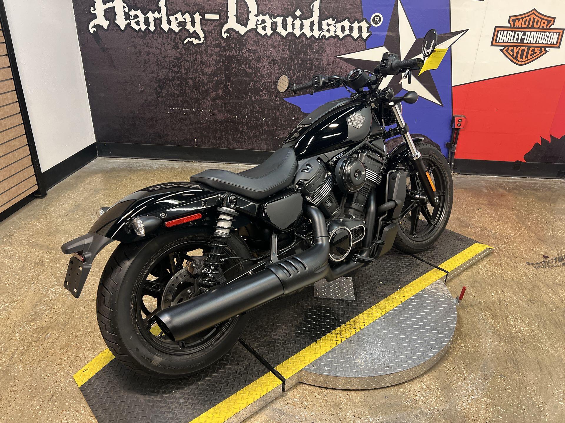 2026 Harley-Davidson® Nightster™ RH975, photo 8