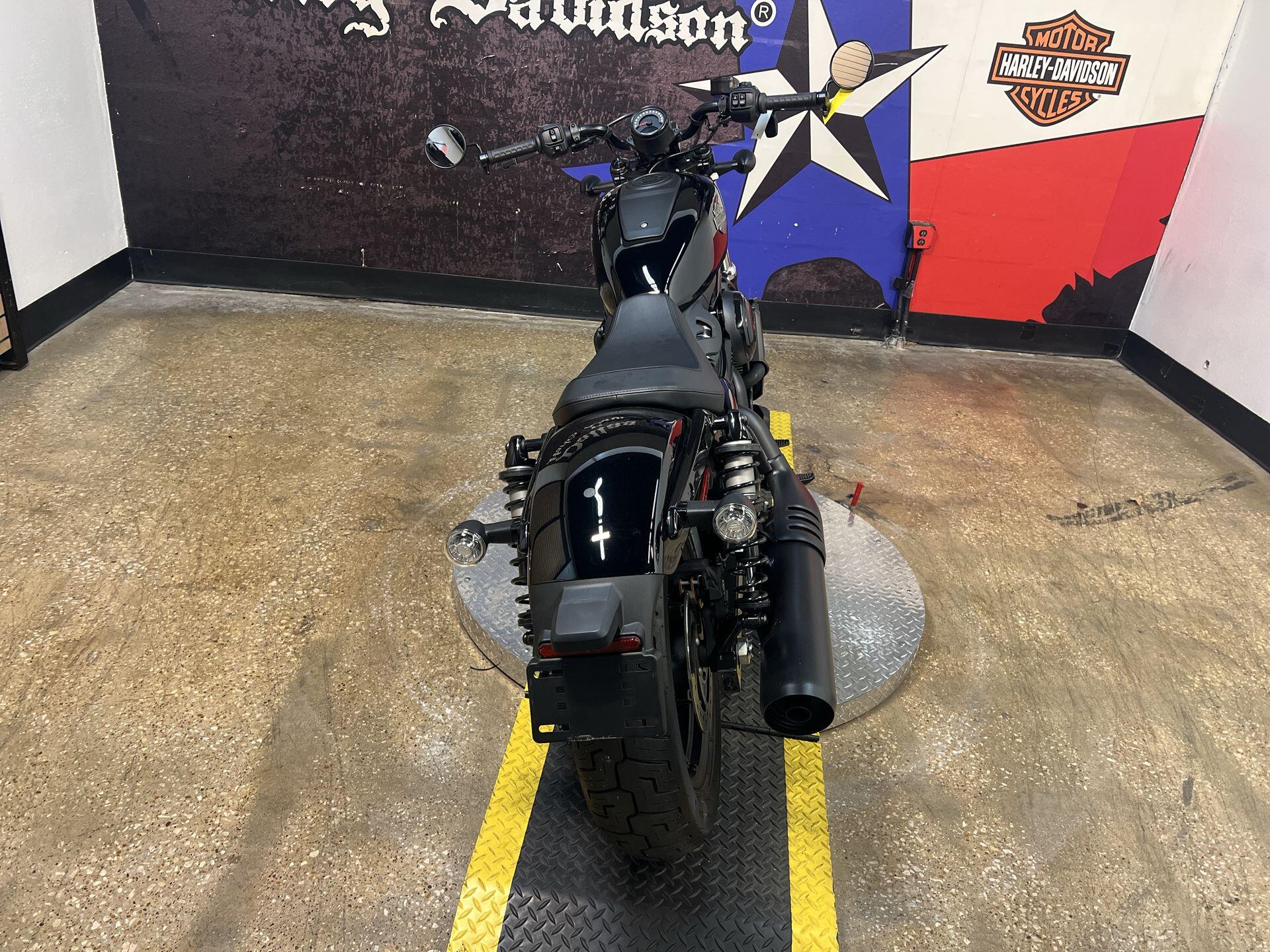 2026 Harley-Davidson® Nightster™ RH975, photo 9