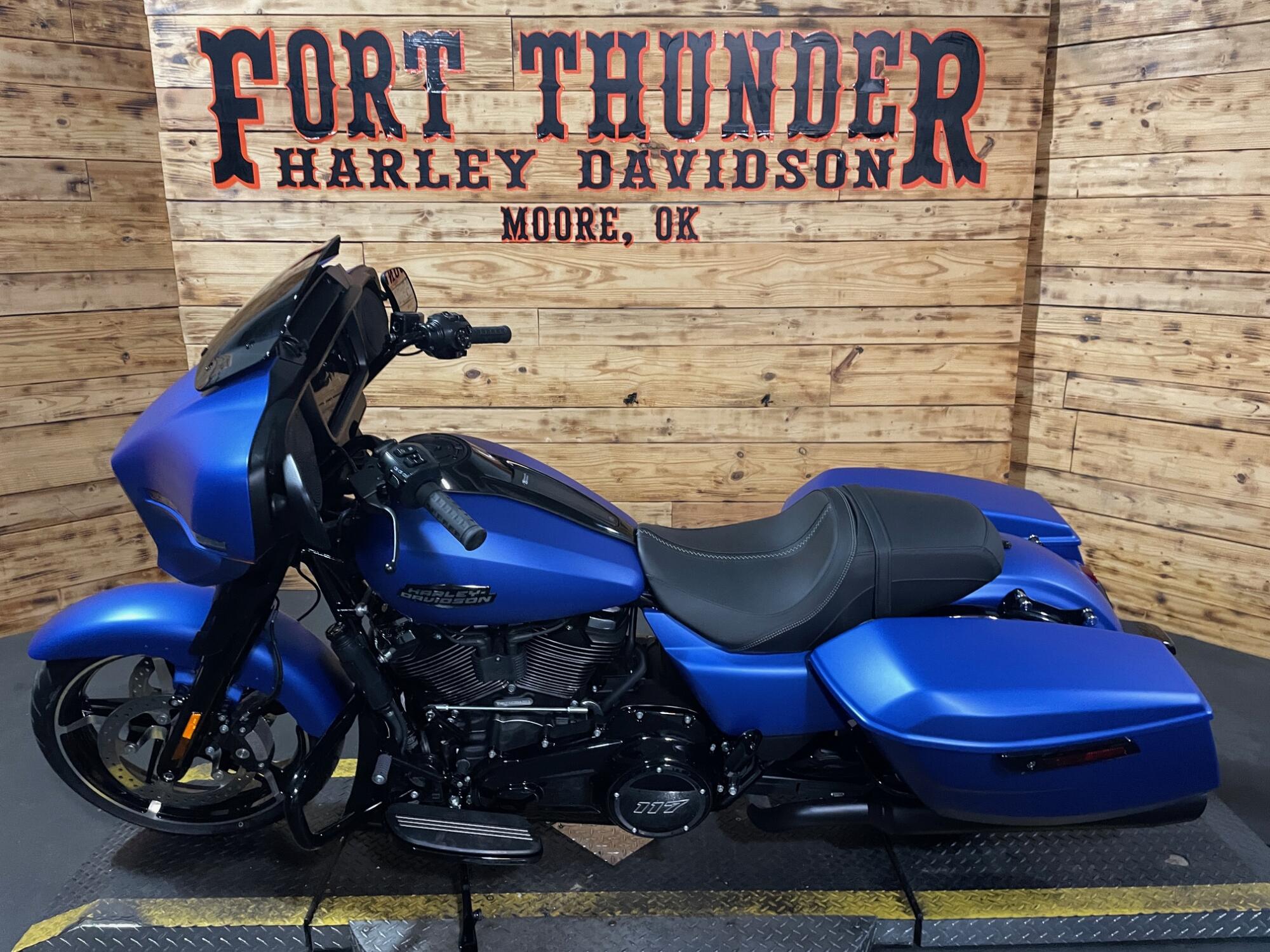 2026 Harley-Davidson® Street Glide® FLHX, photo 8