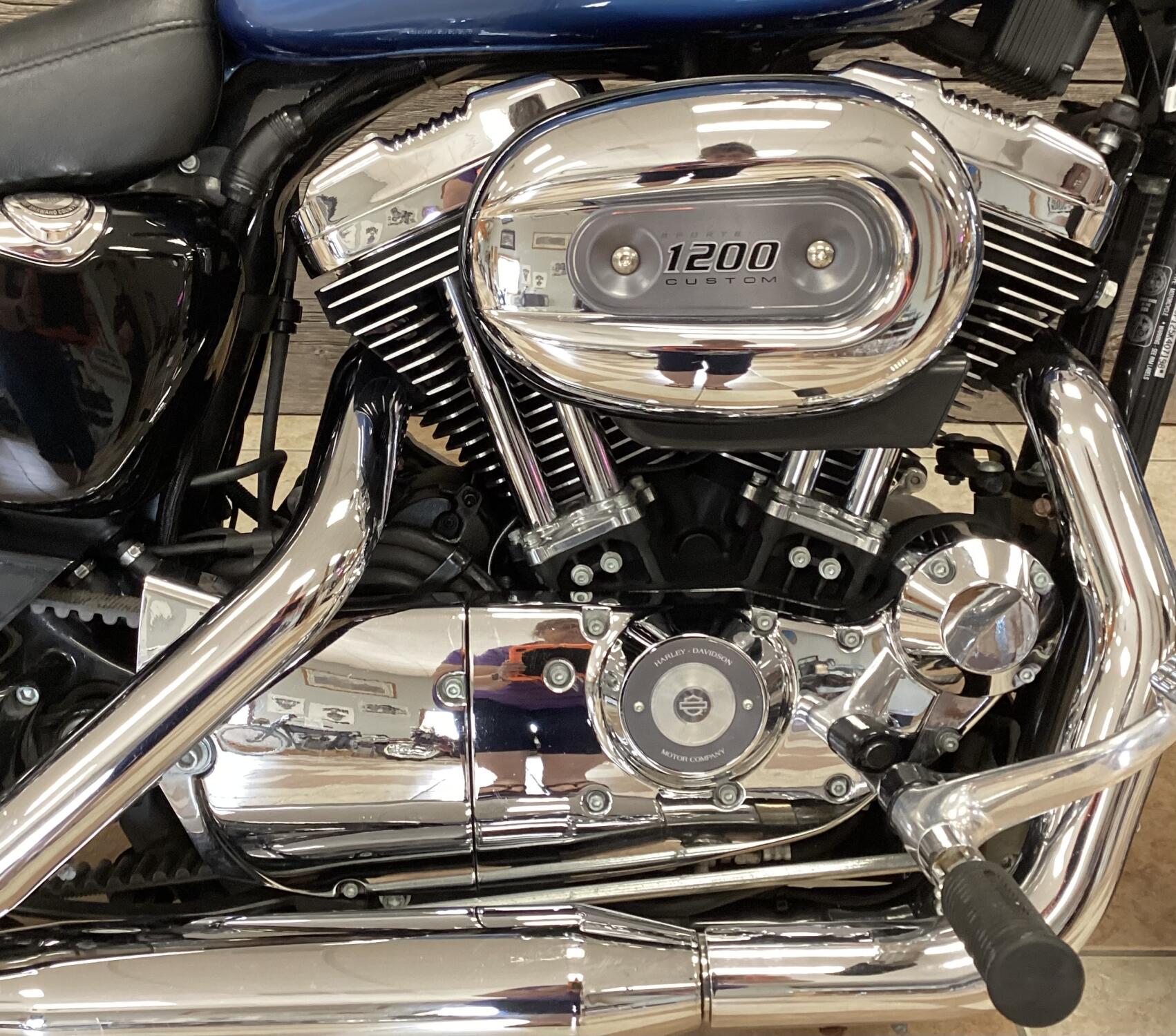 2005 Harley-Davidson® Sportster 1200 Roadster Chopper Blue Pearl, photo 6