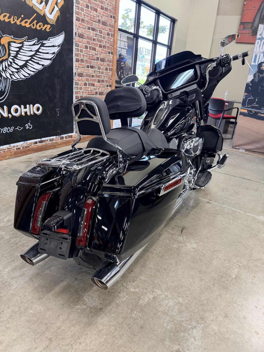 2025 Harley-Davidson® Street Glide™ FLHX, photo 8