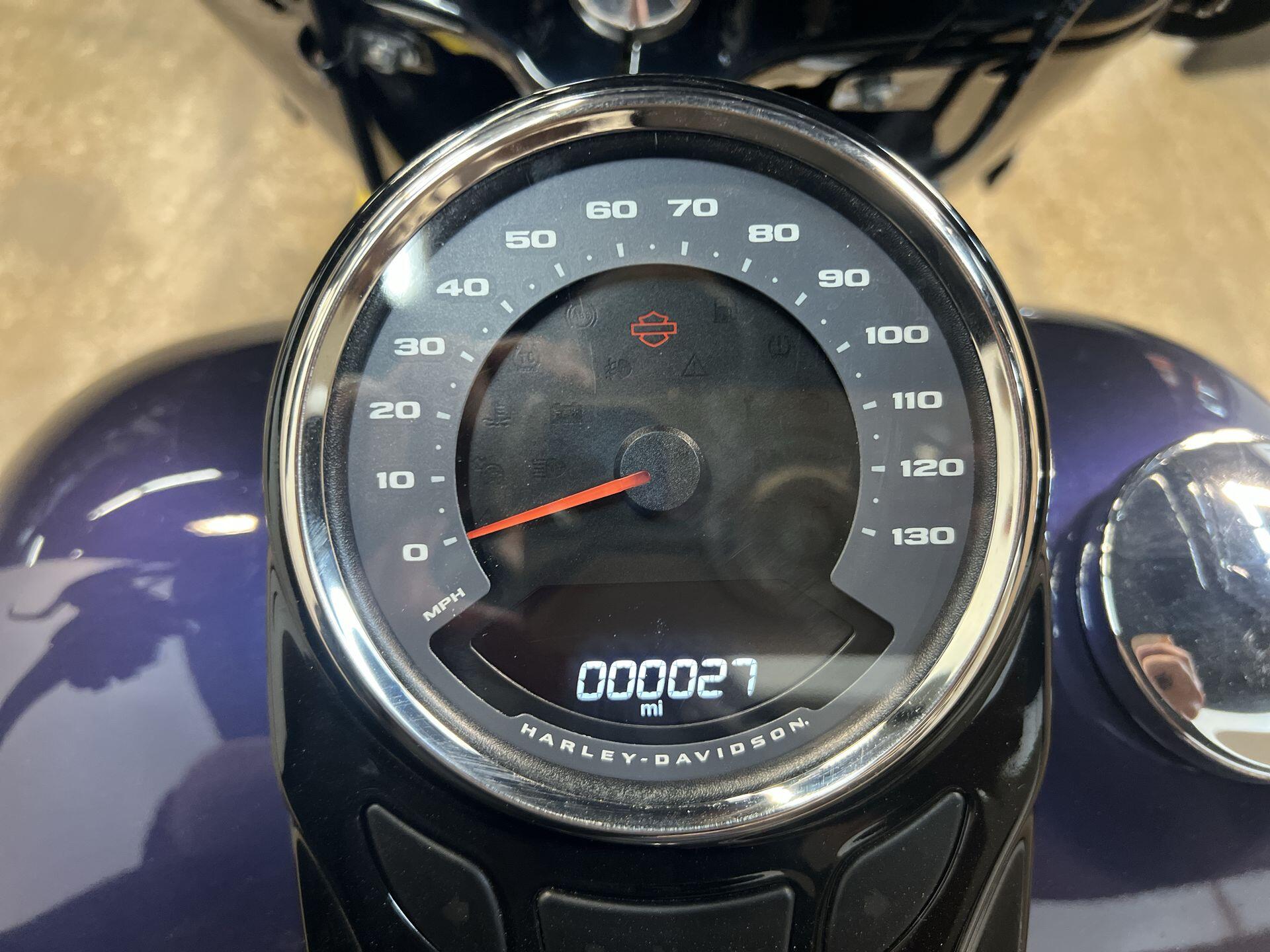 2026 Harley-Davidson® Heritage Classic FLHC, photo 19