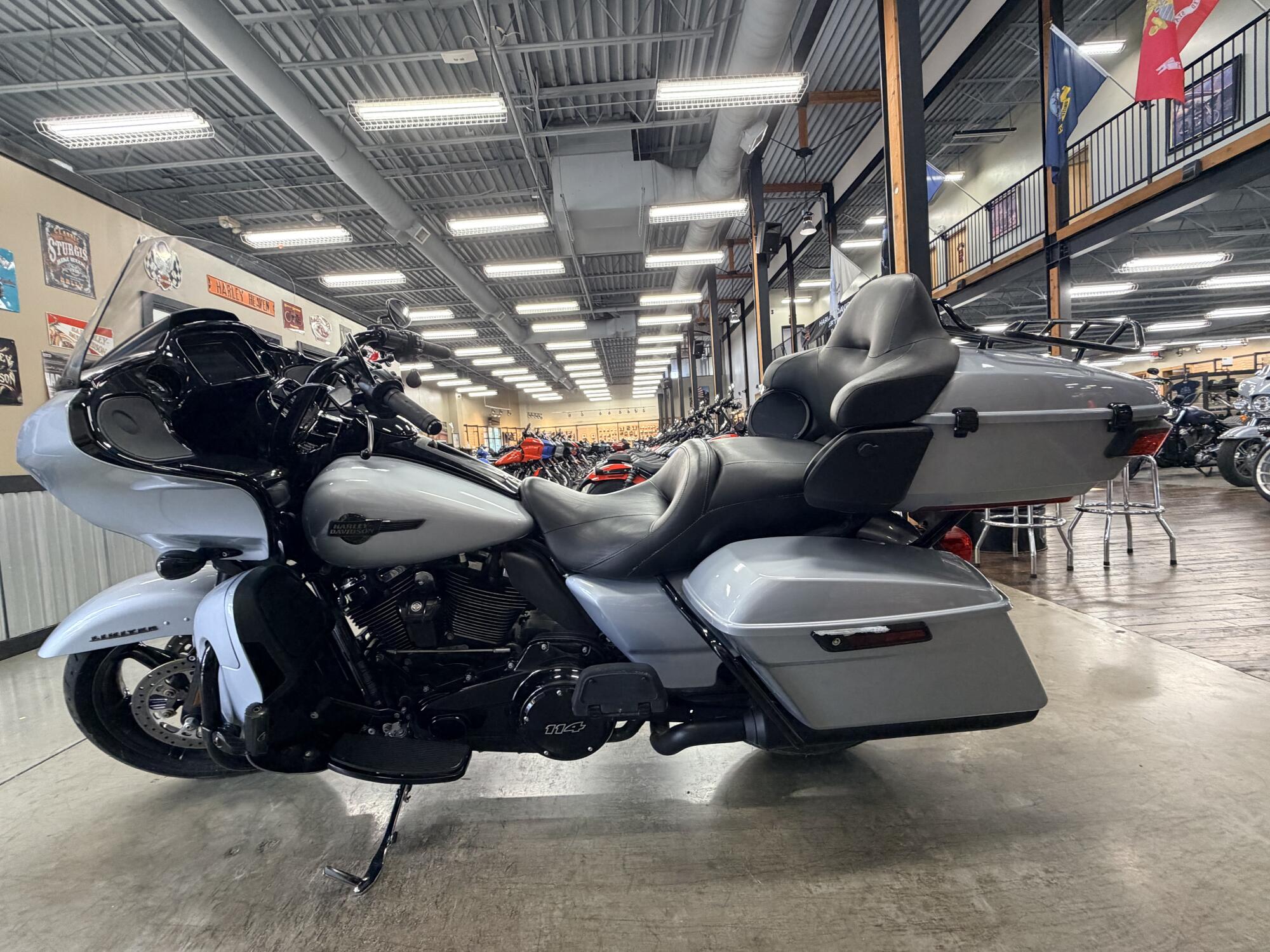 2023 Harley-Davidson® Road Glide® Limited FLTRK, photo 11