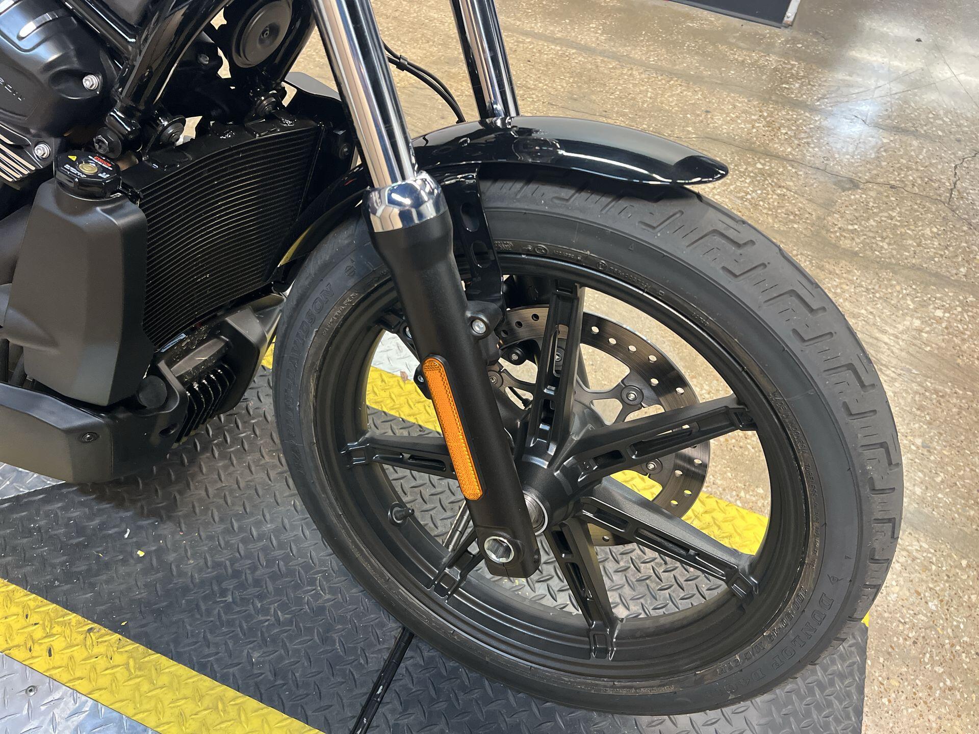 2026 Harley-Davidson® Nightster™ RH975, photo 11