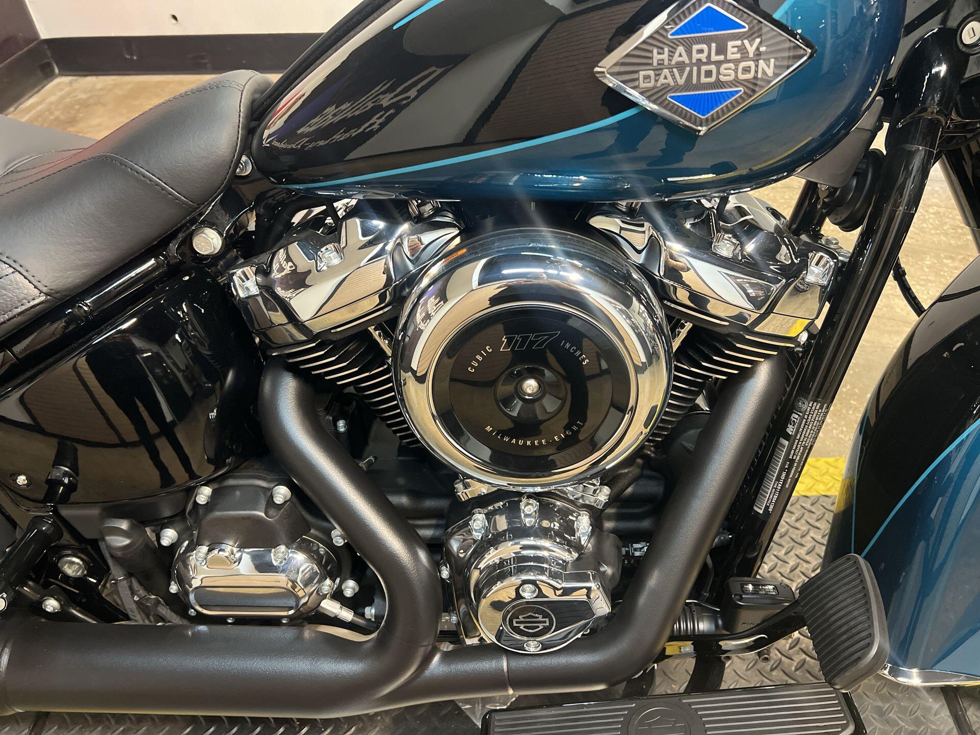 2026 Harley-Davidson® Heritage Classic FLHC, photo 12