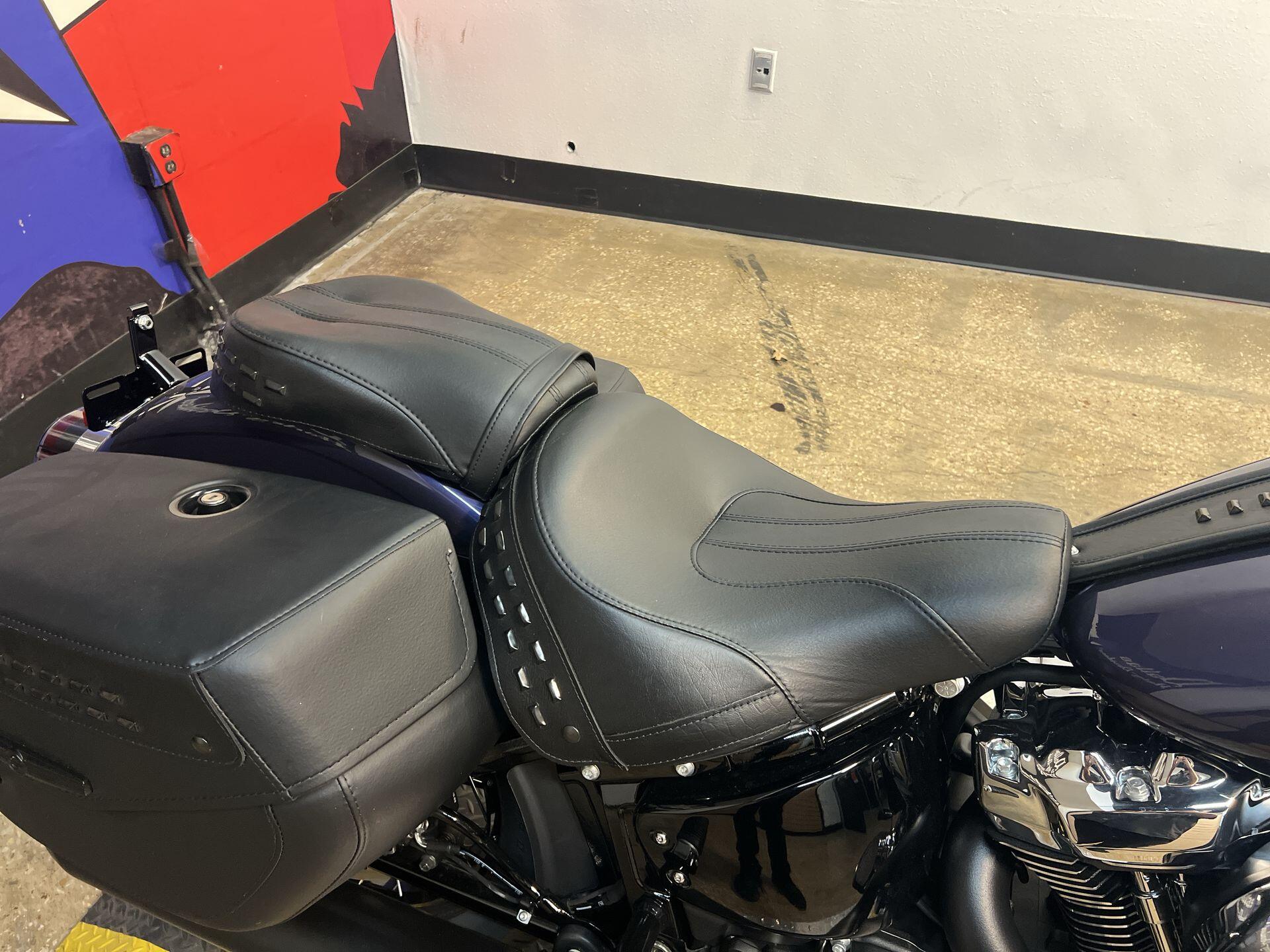 2026 Harley-Davidson® Heritage Classic FLHC, photo 14