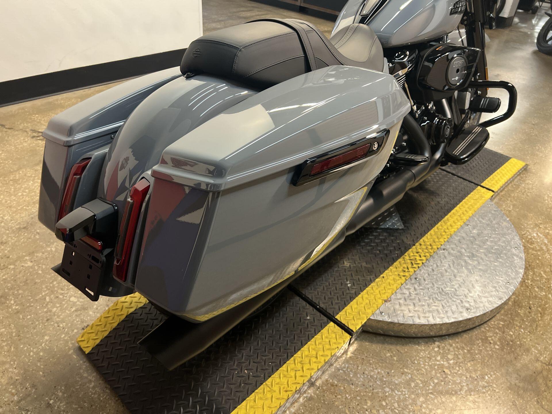 2026 Harley-Davidson® Street Glide® FLHX, photo 17