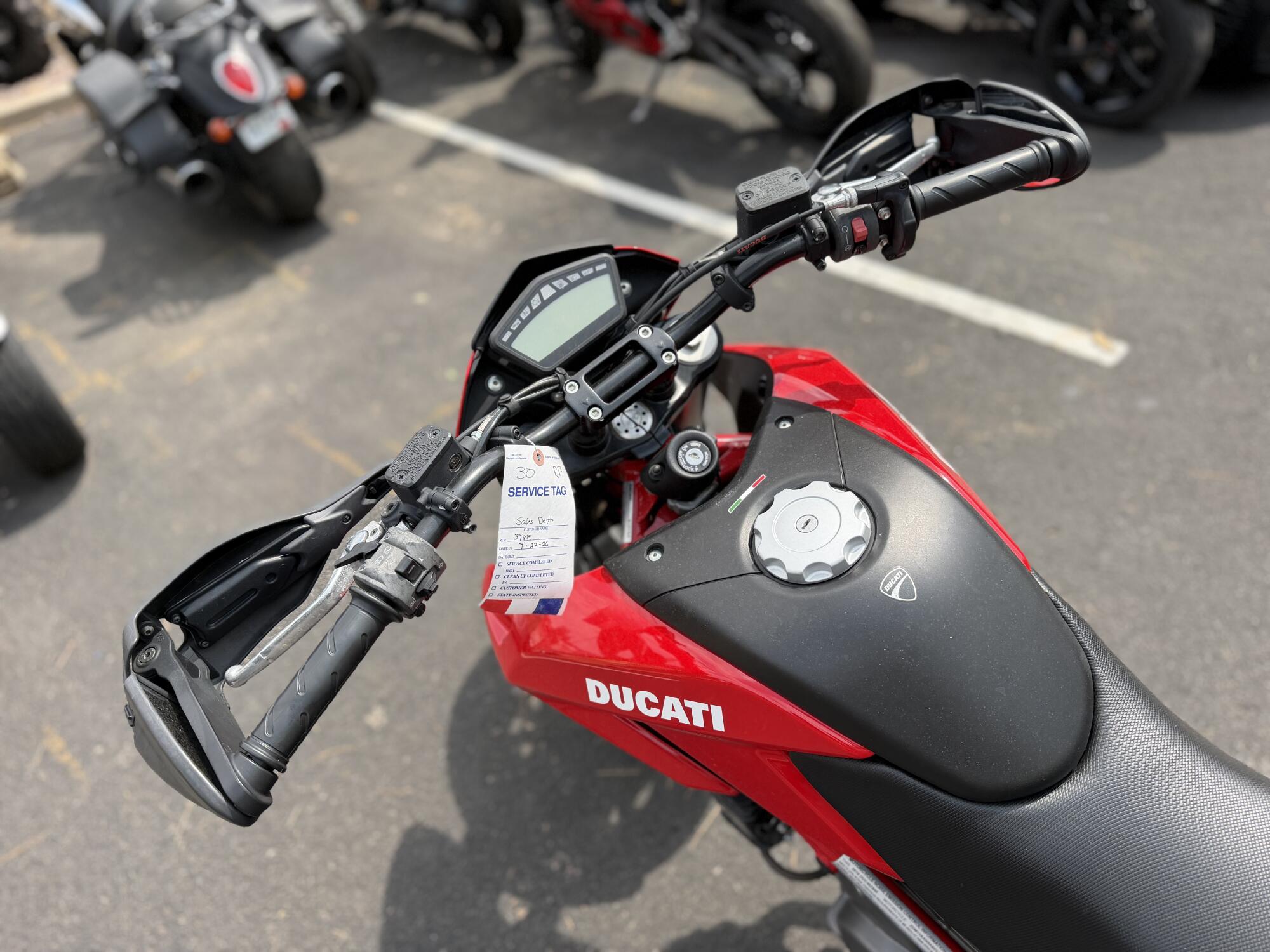 2010 Ducati Hypermotard 796, photo 9