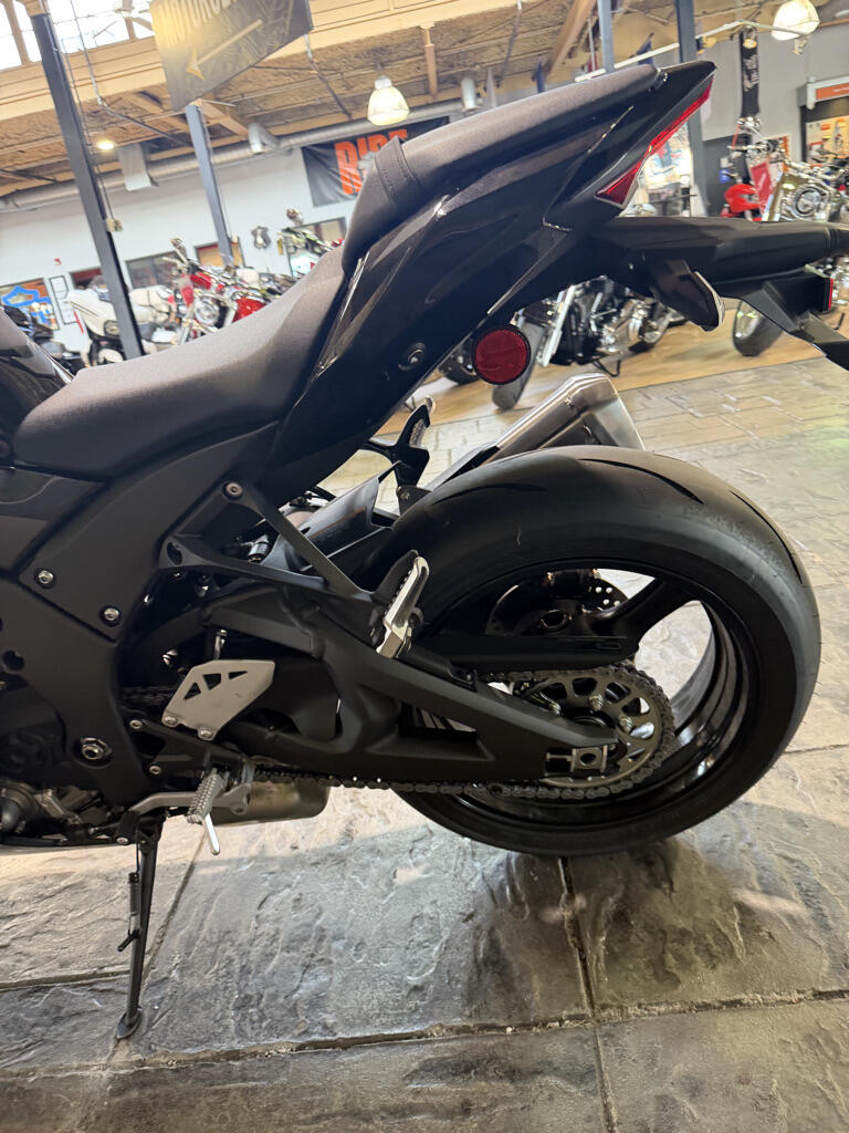 2026 Kawasaki Ninja® ZX™-10R ABS, photo 13