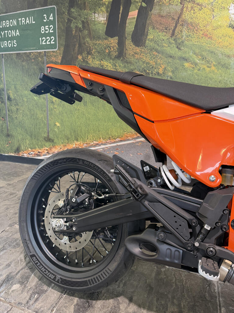 2026 KTM 390 SMC R No Gimmicks, No Hidden Fees., photo 5