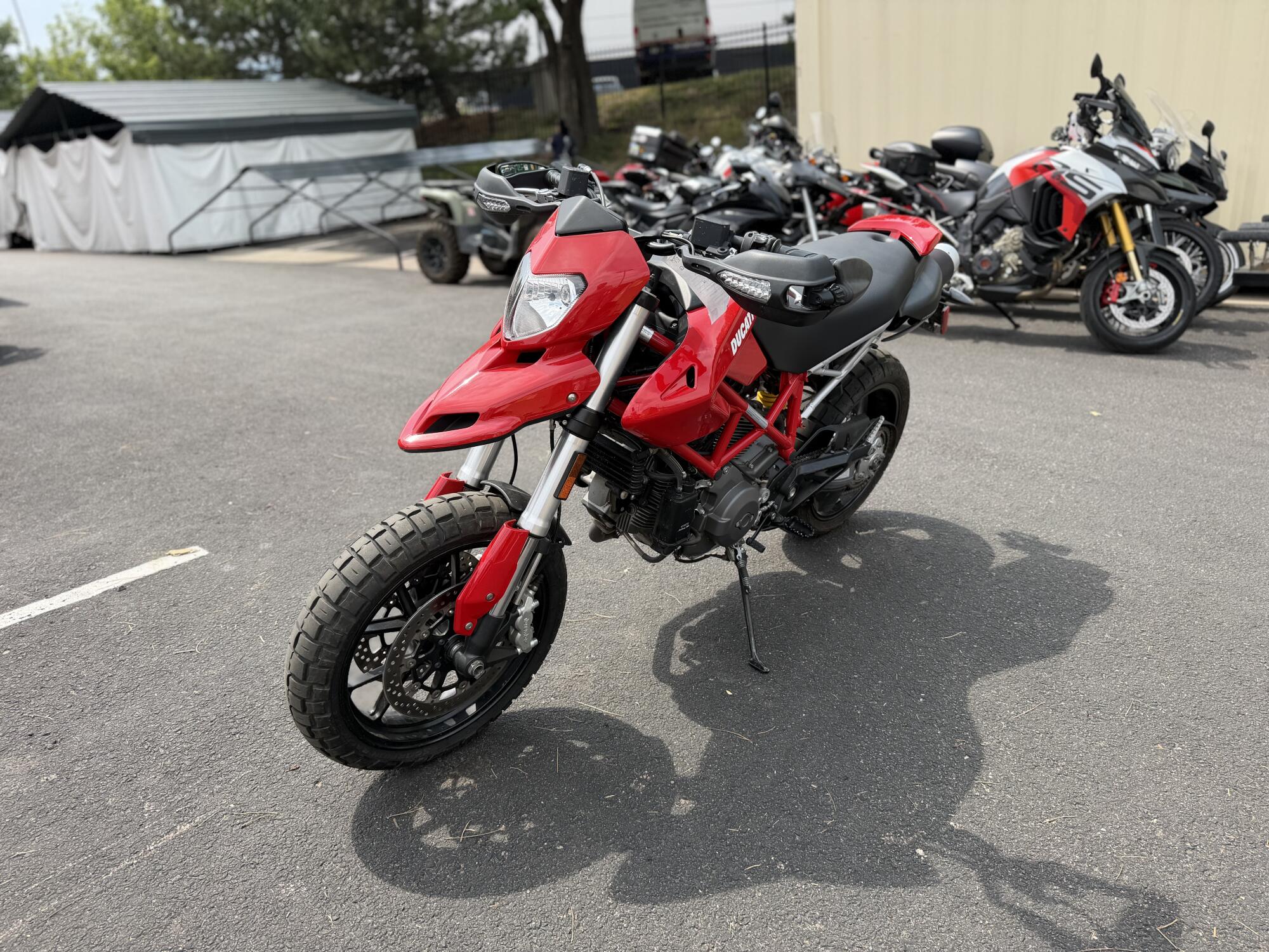 2010 Ducati Hypermotard 796, photo 7