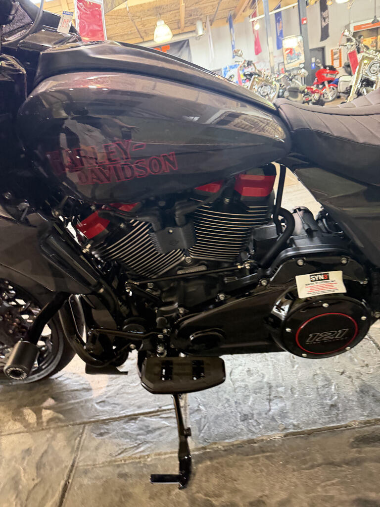2026 Harley-Davidson® CVO Road Glide ST, photo 12