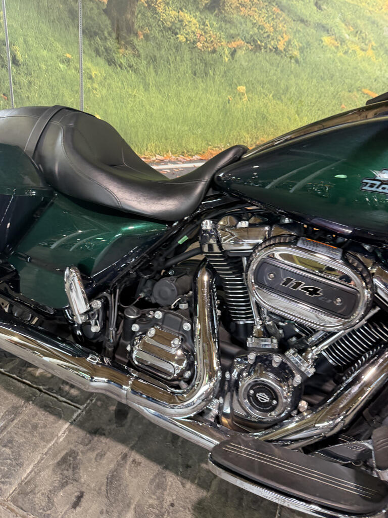 2021 Harley-Davidson® Street Glide® Special, photo 5