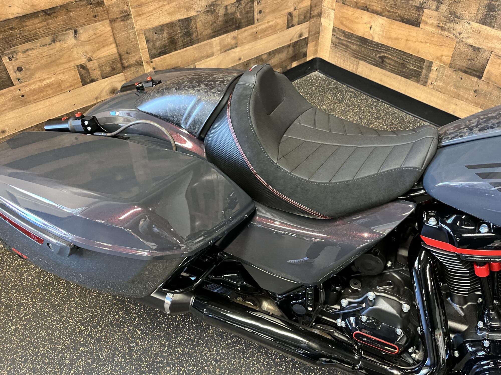 2026 Harley-Davidson® CVO Road Glide ST Inferno Gray FLTRXSTSE, photo 8