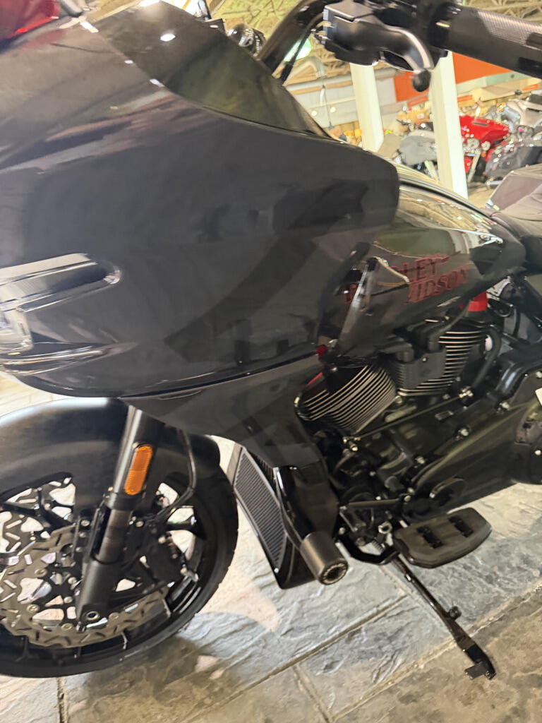 2026 Harley-Davidson® CVO Road Glide ST, photo 11