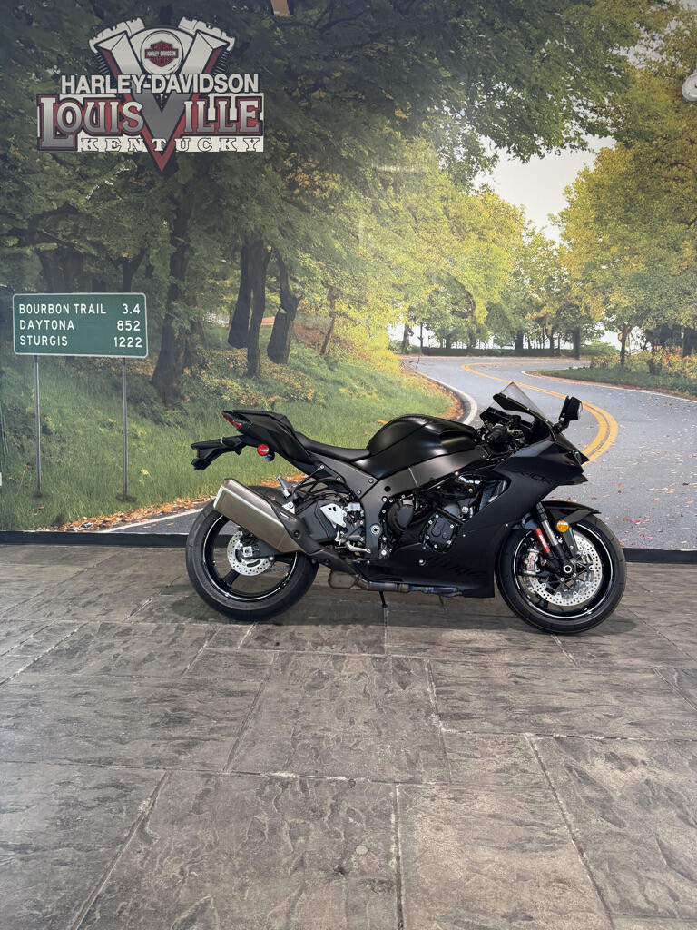 2025 ZX10R ABS with only 150 miles!!!
