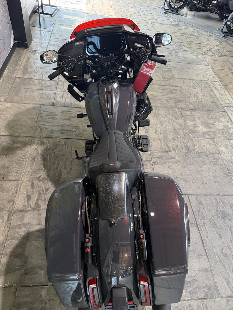 2026 Harley-Davidson® CVO Road Glide ST, photo 18