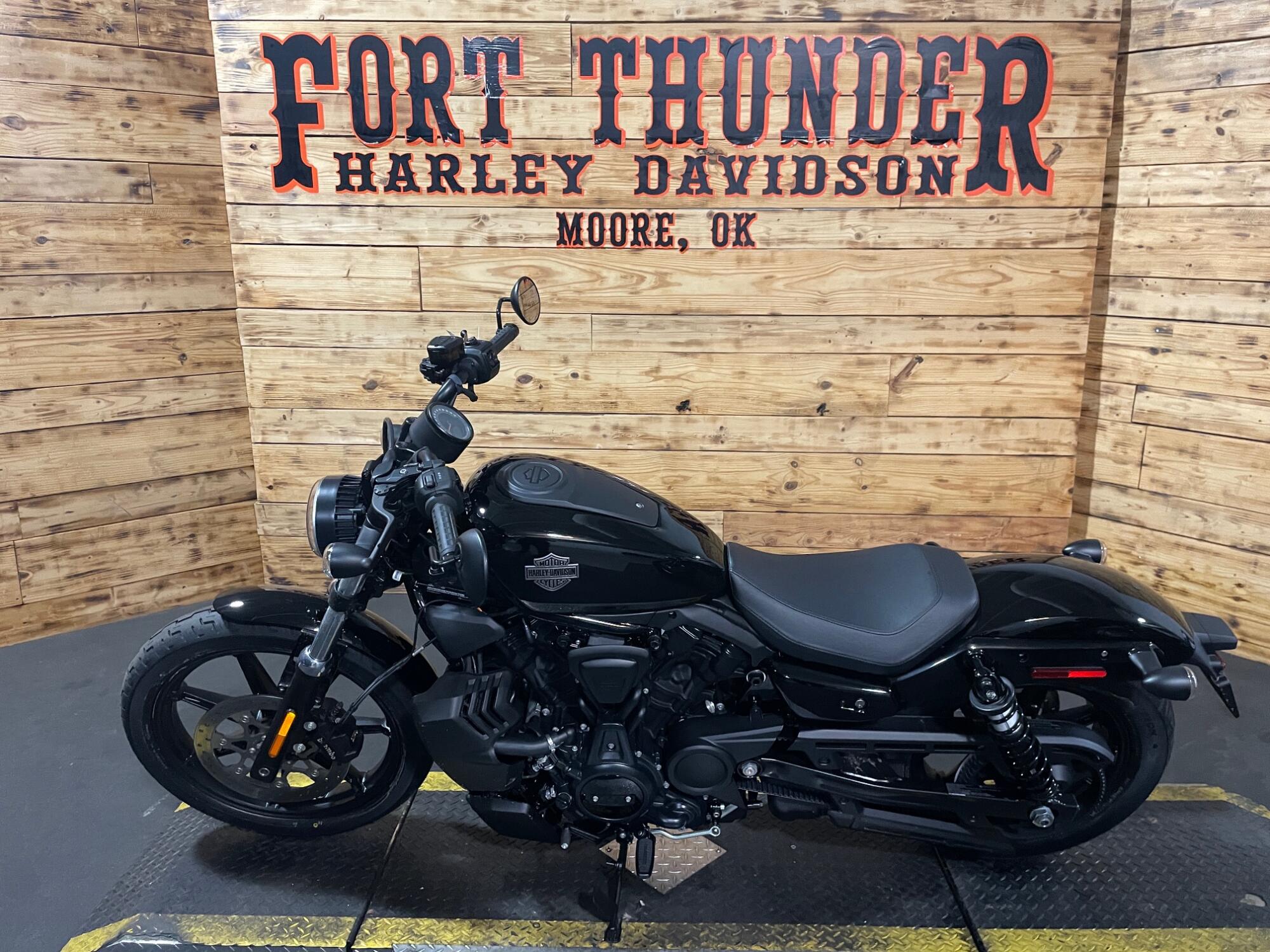 2026 Harley-Davidson® Nightster™ RH975, photo 8