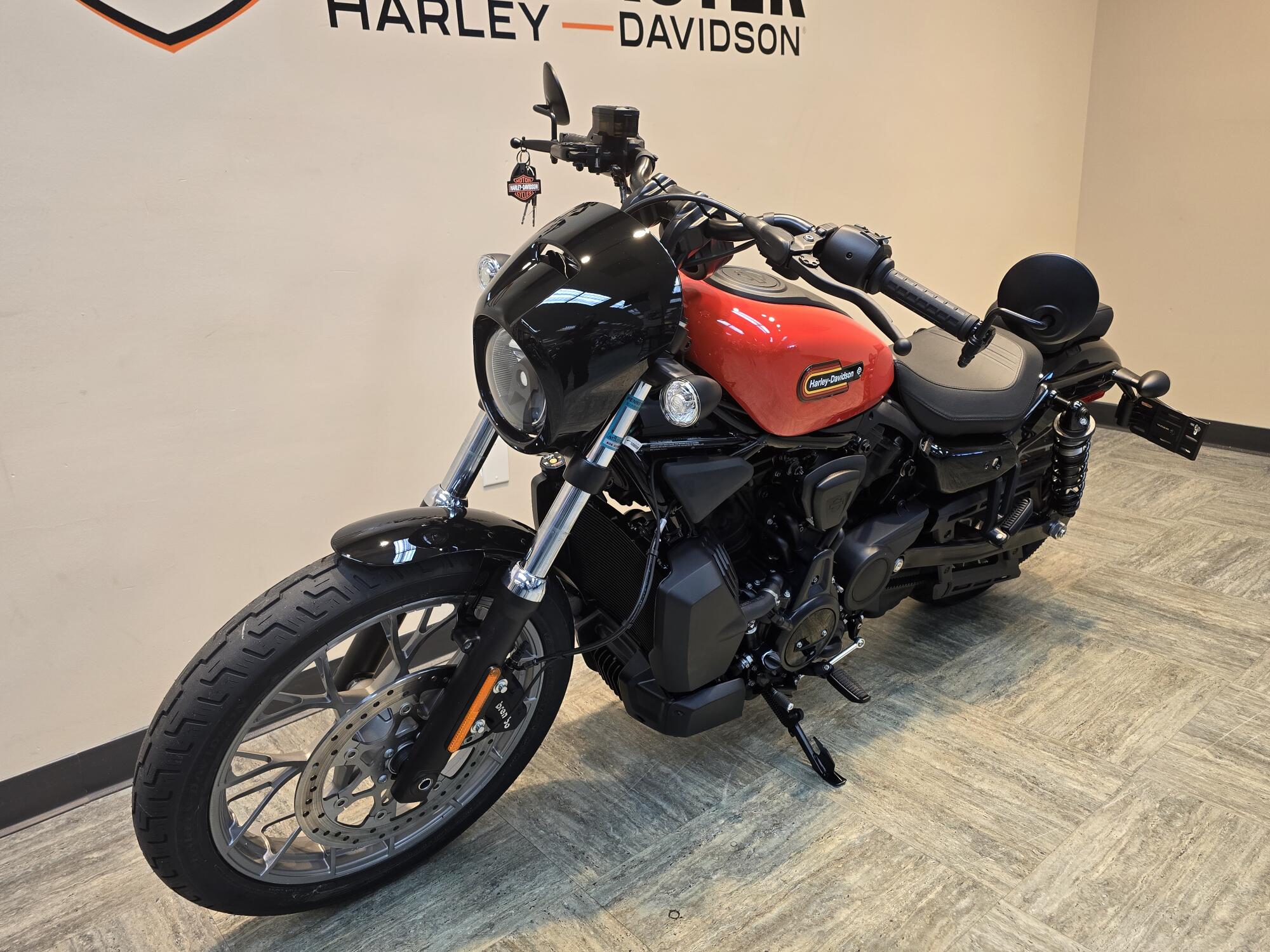 2026 Harley-Davidson® Nightster® Special Blood Orange Black Trim RH975S, photo 6