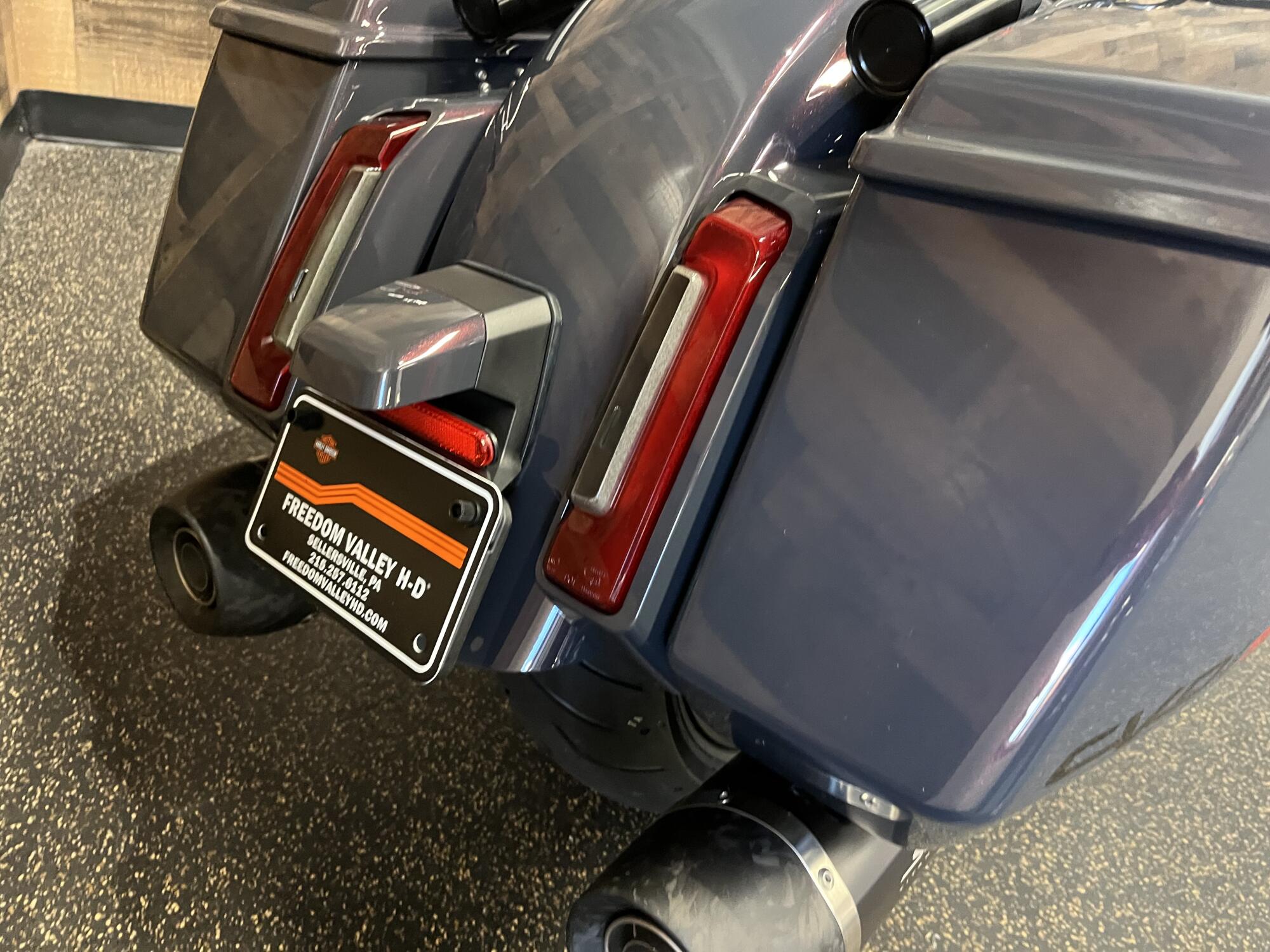 2026 Harley-Davidson® CVO Road Glide ST Inferno Gray FLTRXSTSE, photo 9