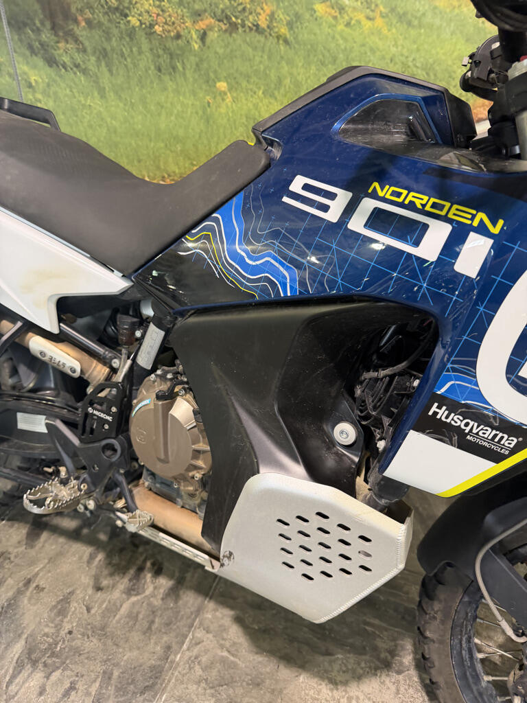 2024 Husqvarna Norden 901, photo 3
