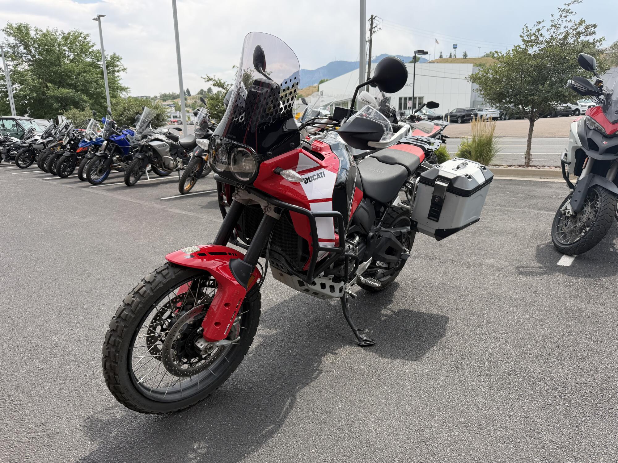 2025 Ducati DesertX Discovery