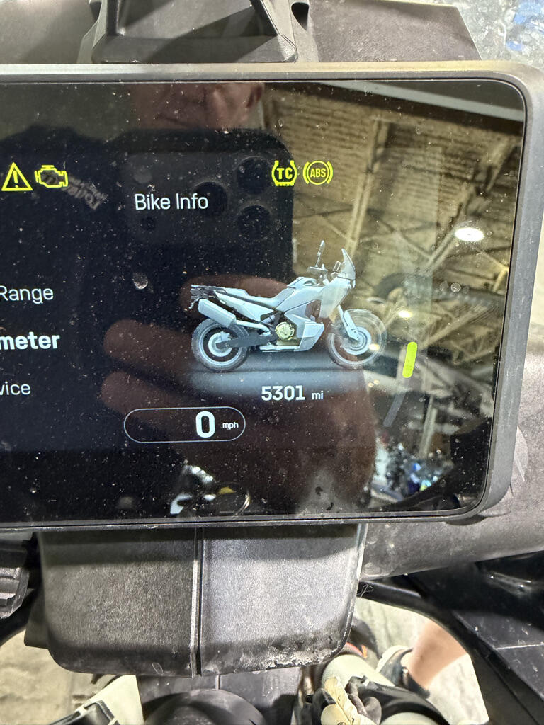 2024 Husqvarna Norden 901, photo 16