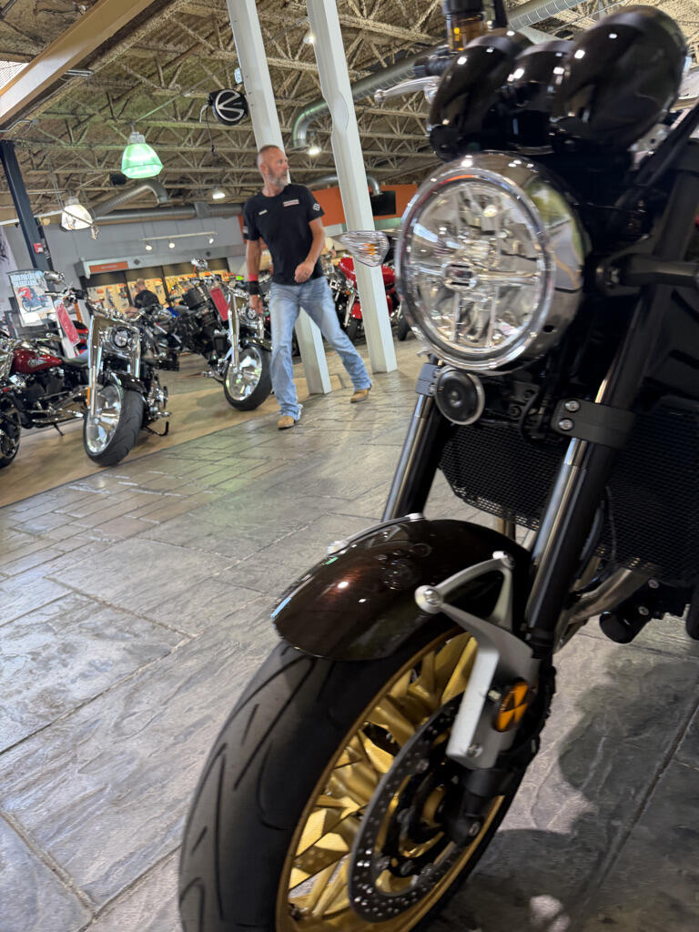 2022 Kawasaki Z900RS ABS, photo 10