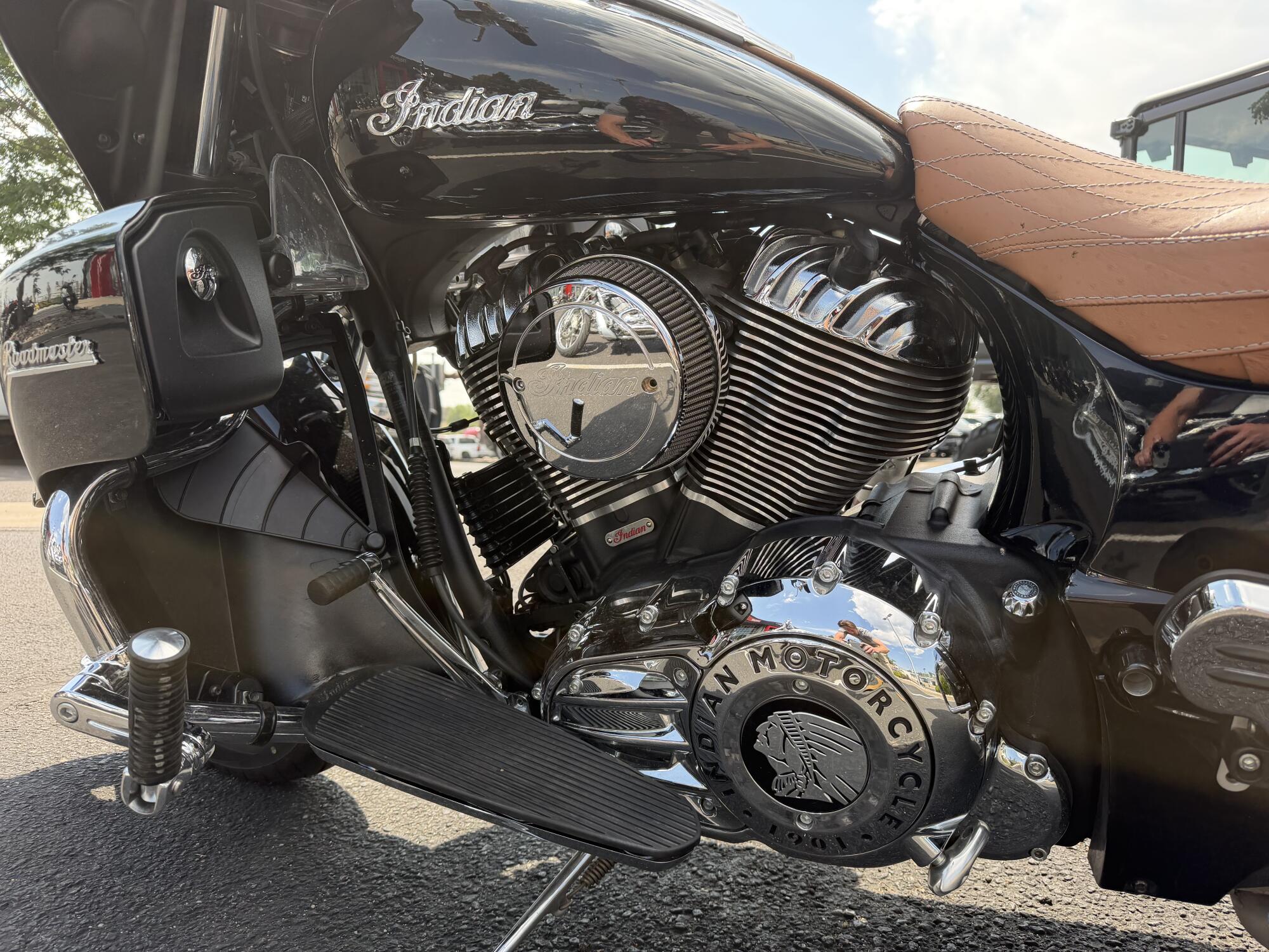 2015 INDIAN Roadmaster®, photo 9