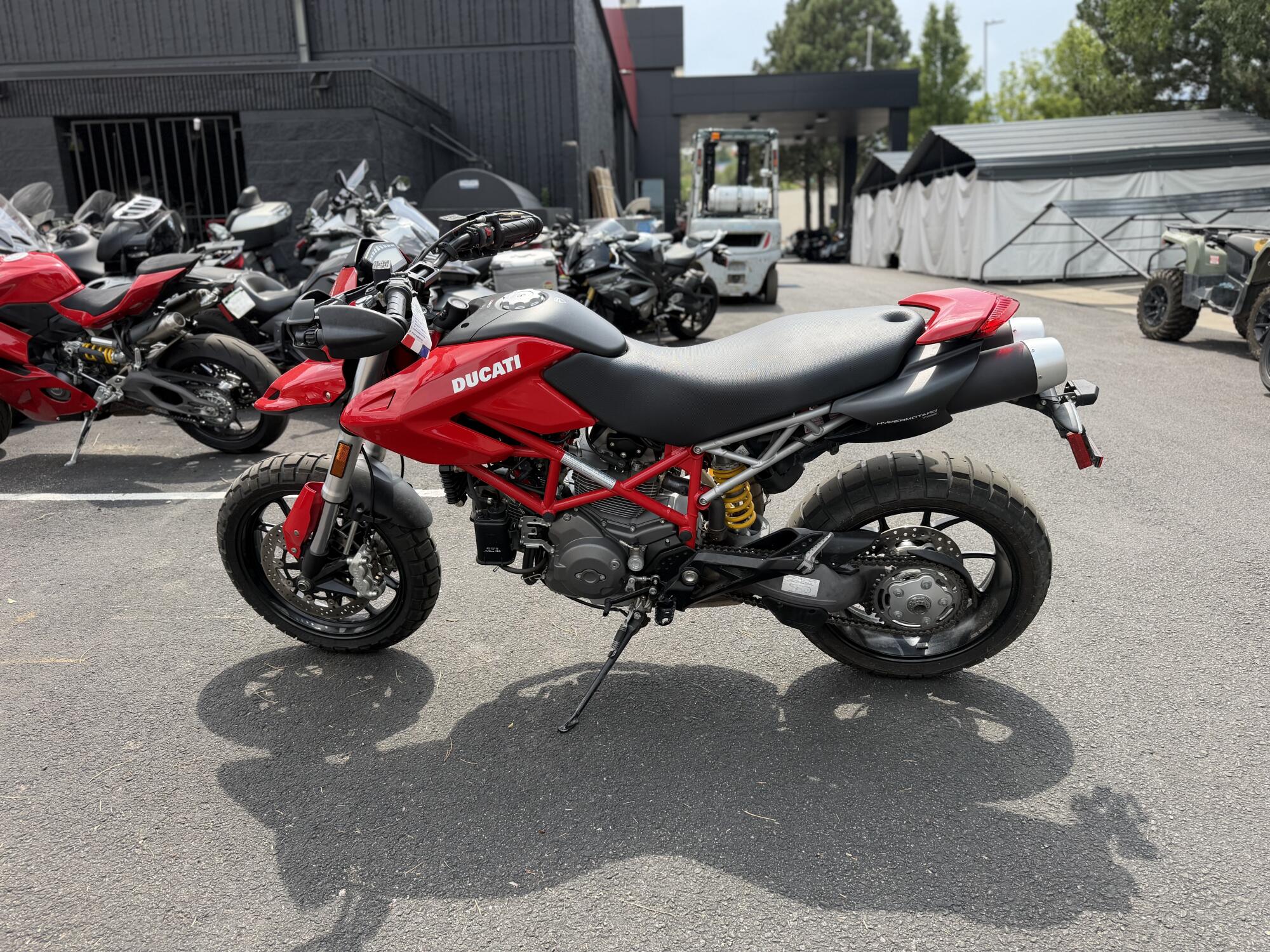 2010 Ducati Hypermotard 796, photo 6