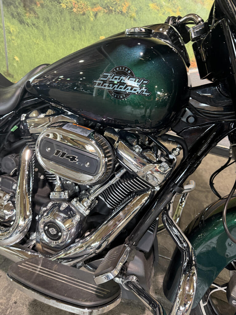 2021 Harley-Davidson® Street Glide® Special, photo 4