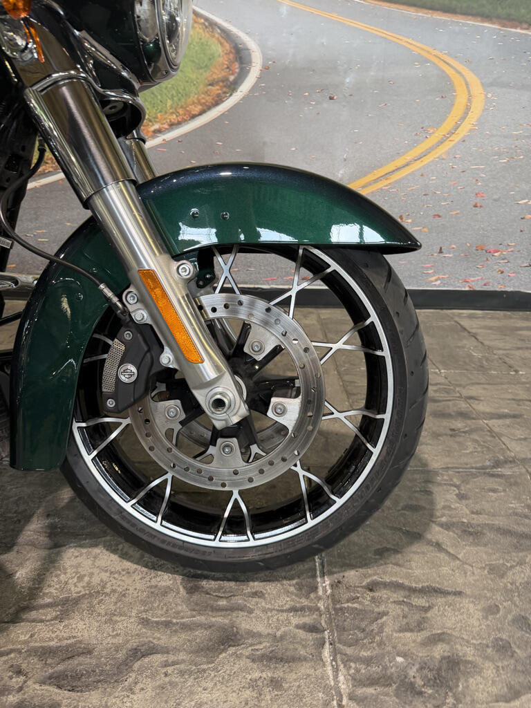 2021 Harley-Davidson® Street Glide® Special, photo 7