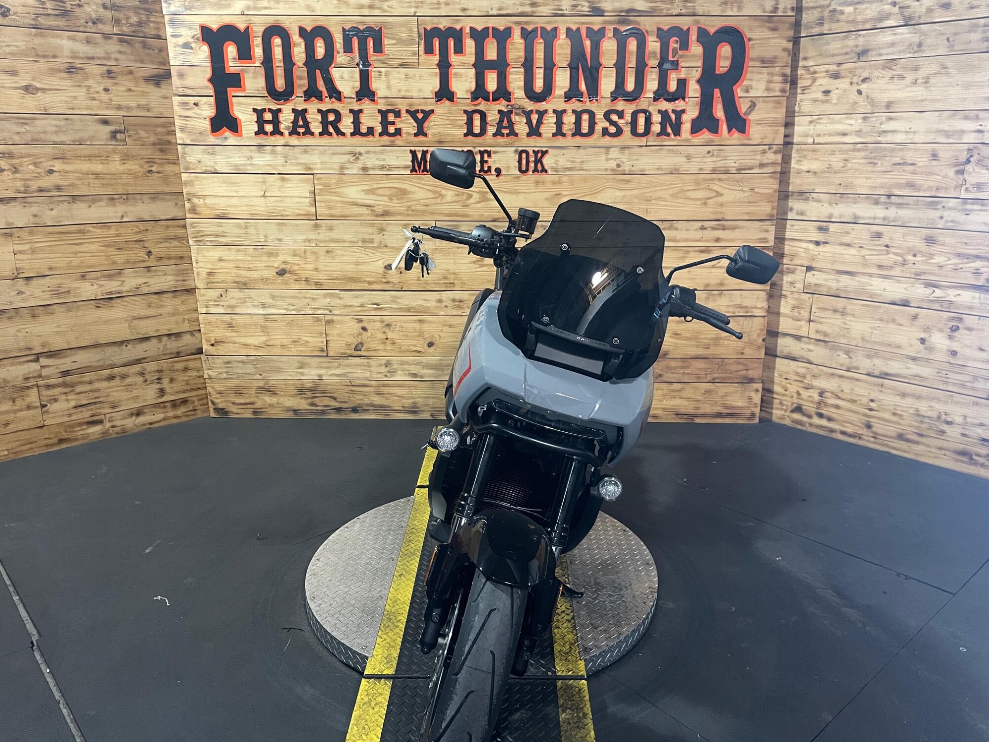 2026 Harley-Davidson® Pan America® 1250 ST RA1250ST, photo 4