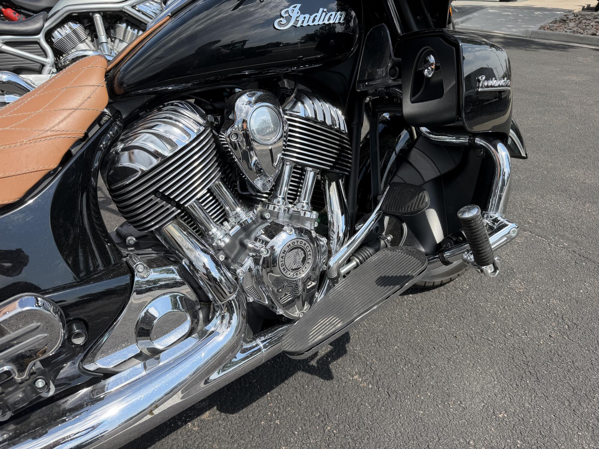 2015 INDIAN Roadmaster®, photo 12