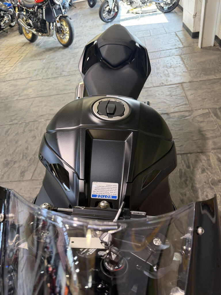 2025 Kawasaki Ninja® ZX™-10R ABS, photo 17