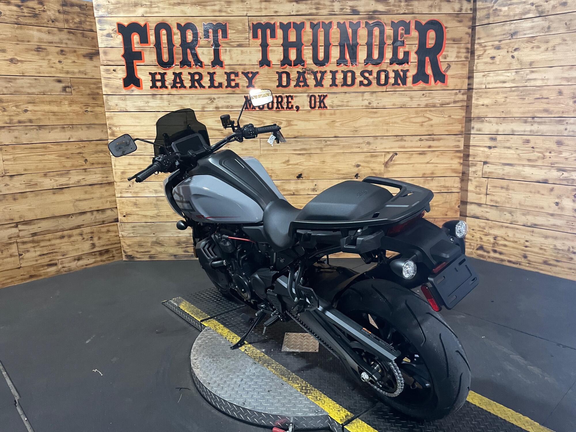 2026 Harley-Davidson® Pan America® 1250 ST RA1250ST, photo 10
