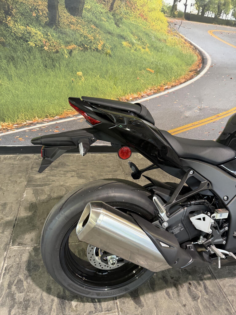 2026 Kawasaki Ninja® ZX™-10R ABS No Gimmicks, No Hidden Fees., photo 6