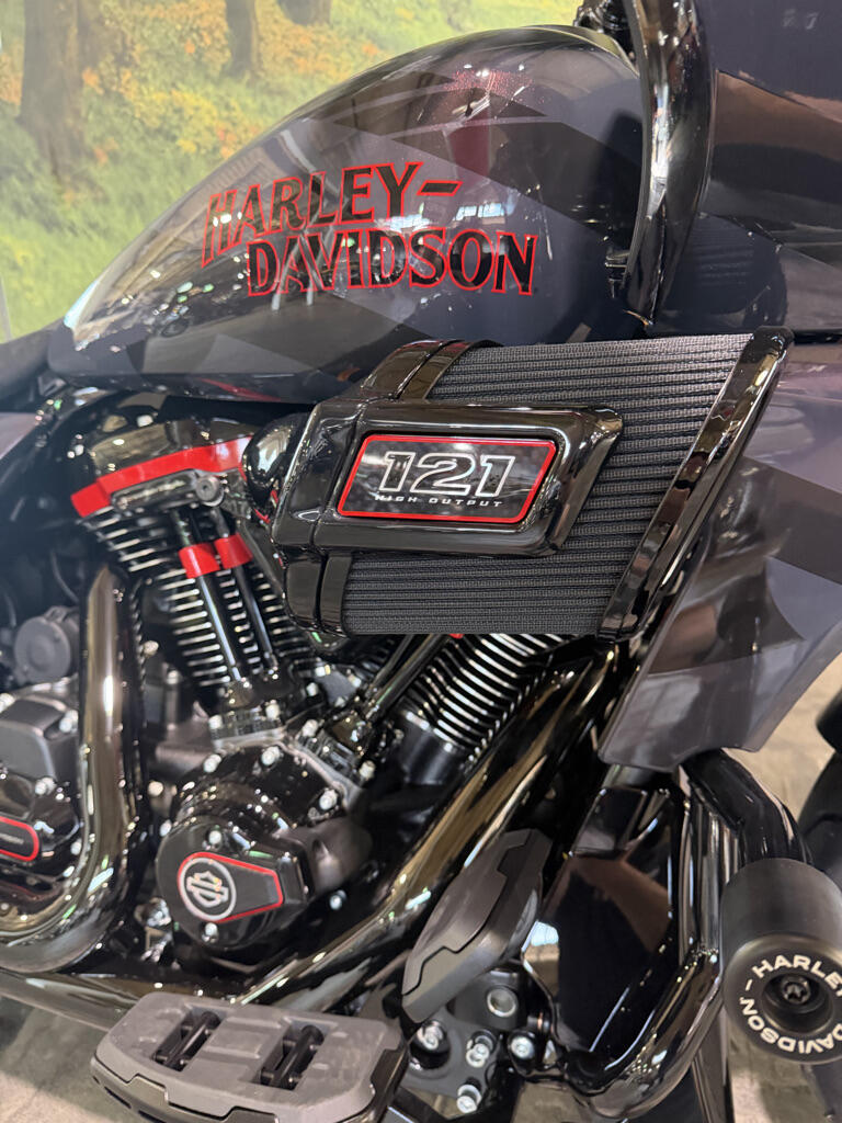 2026 Harley-Davidson® CVO Road Glide ST, photo 3