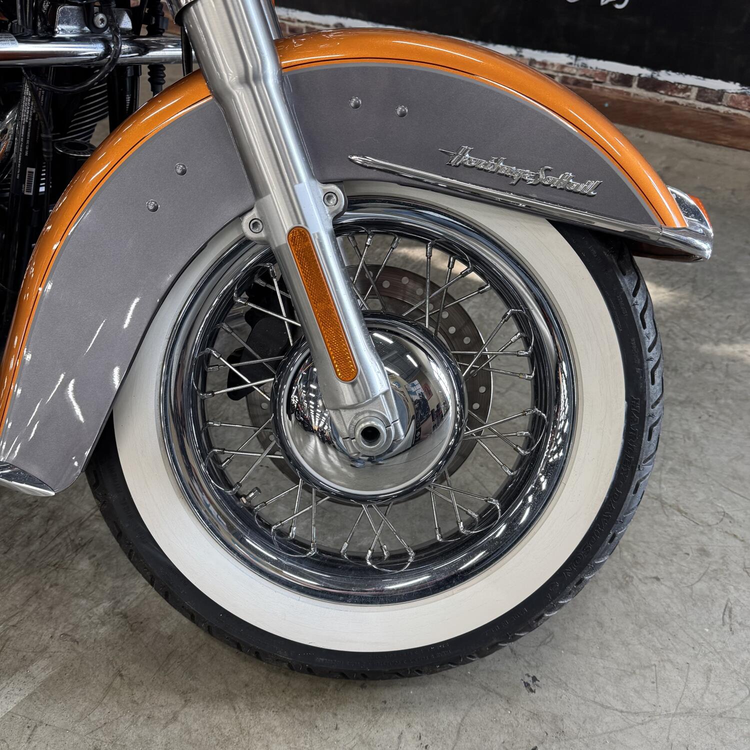 2015 Harley-Davidson® Heritage Softail® Classic FLSTC, photo 15