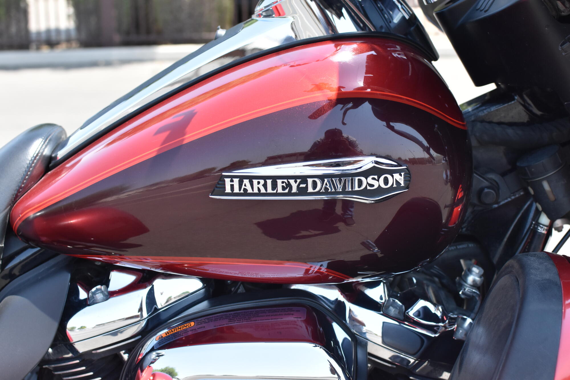 2018 Harley-Davidson® Tri Glide® Ultra Wicked Red/Twisted Cherry FLHTCUTG, photo 10