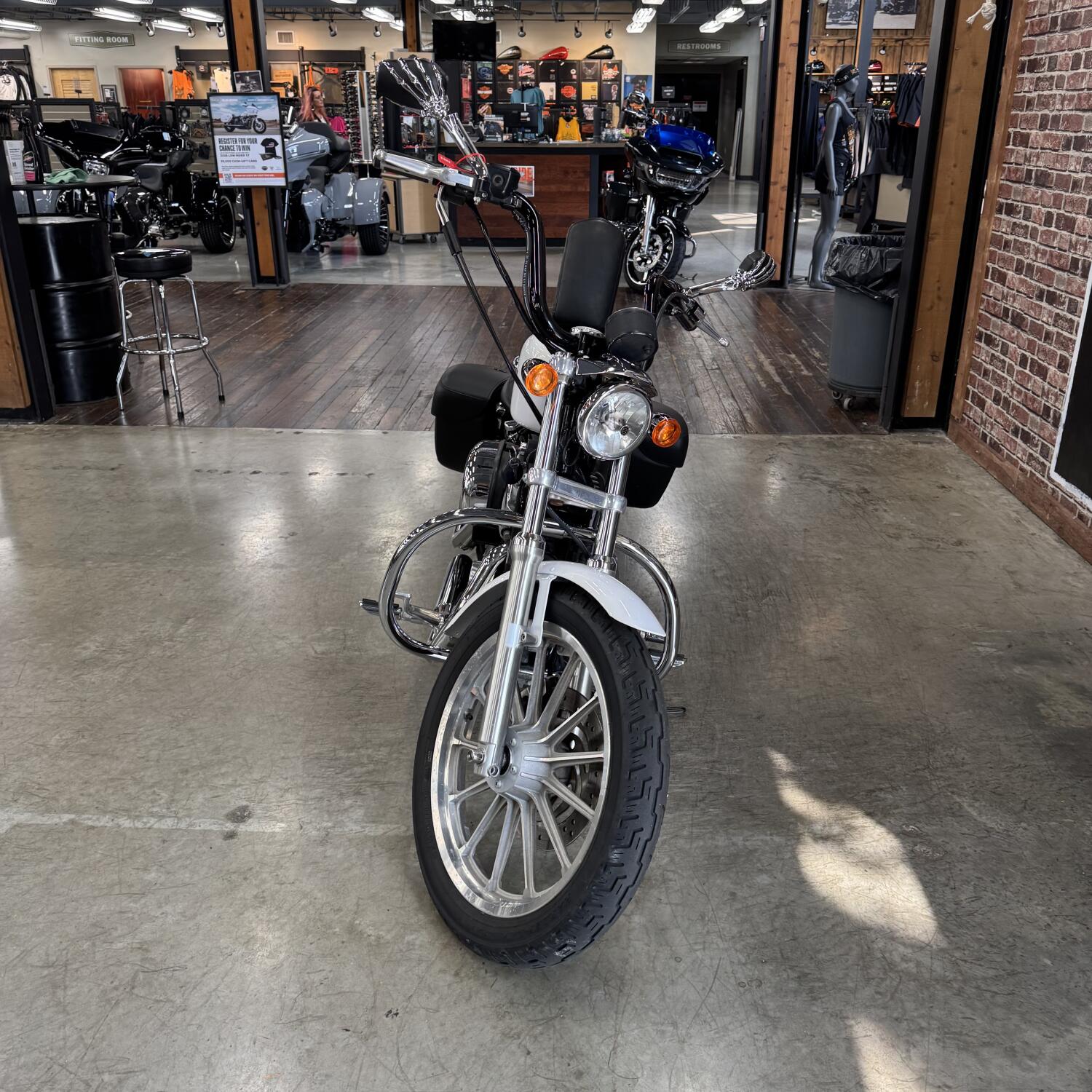 2007 Harley-Davidson® Sportster® 883 Low XL 883L, photo 13