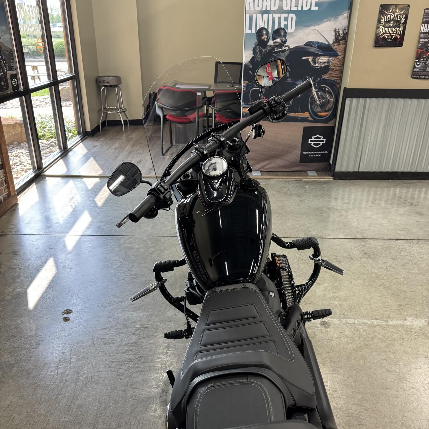 2022 Harley-Davidson® Fat Bob® 114 FXFBS, photo 3