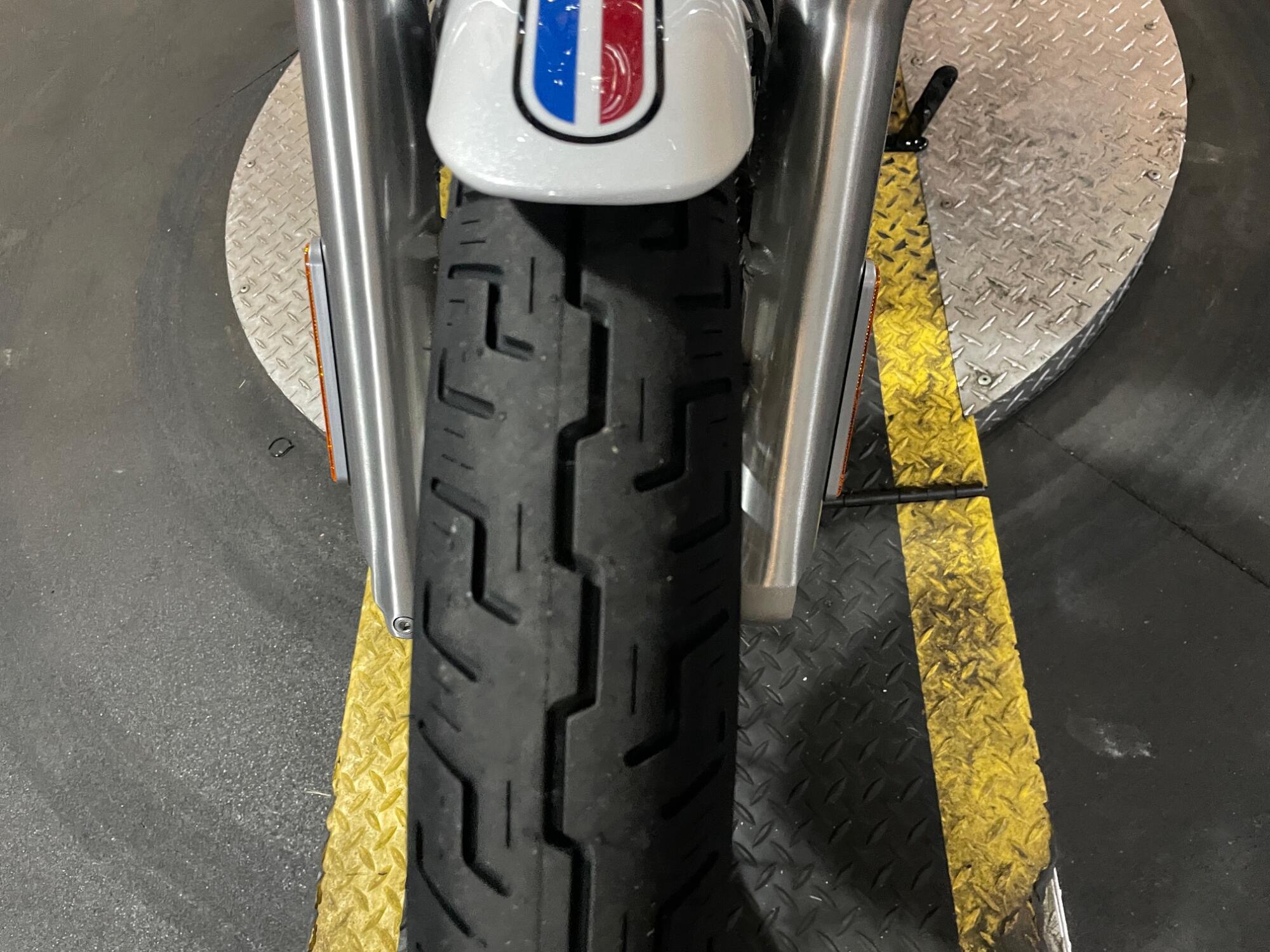 2026 Harley-Davidson® Super Glide® FXD, photo 5