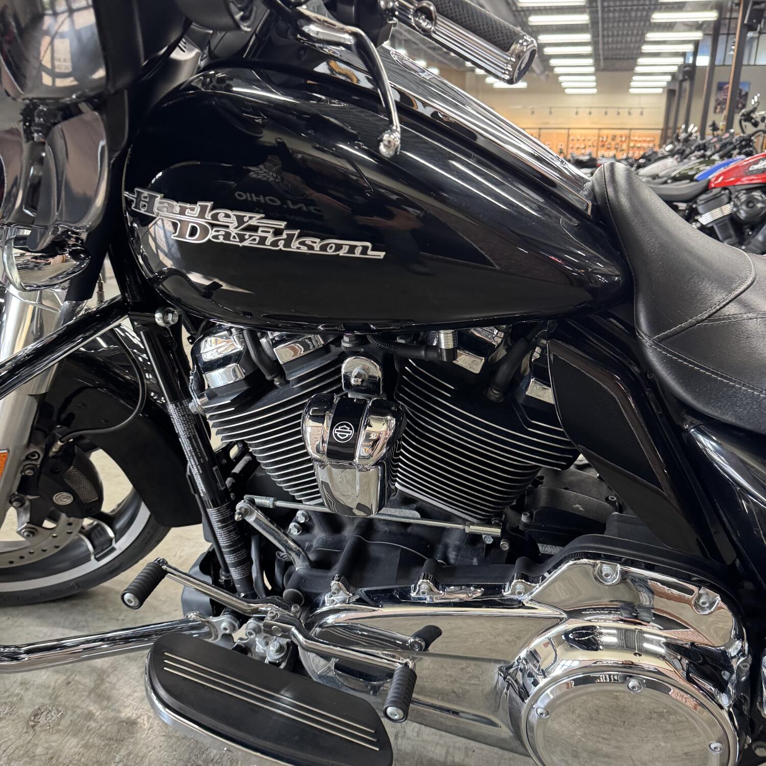 2019 Harley-Davidson® Street Glide® FLHX, photo 11