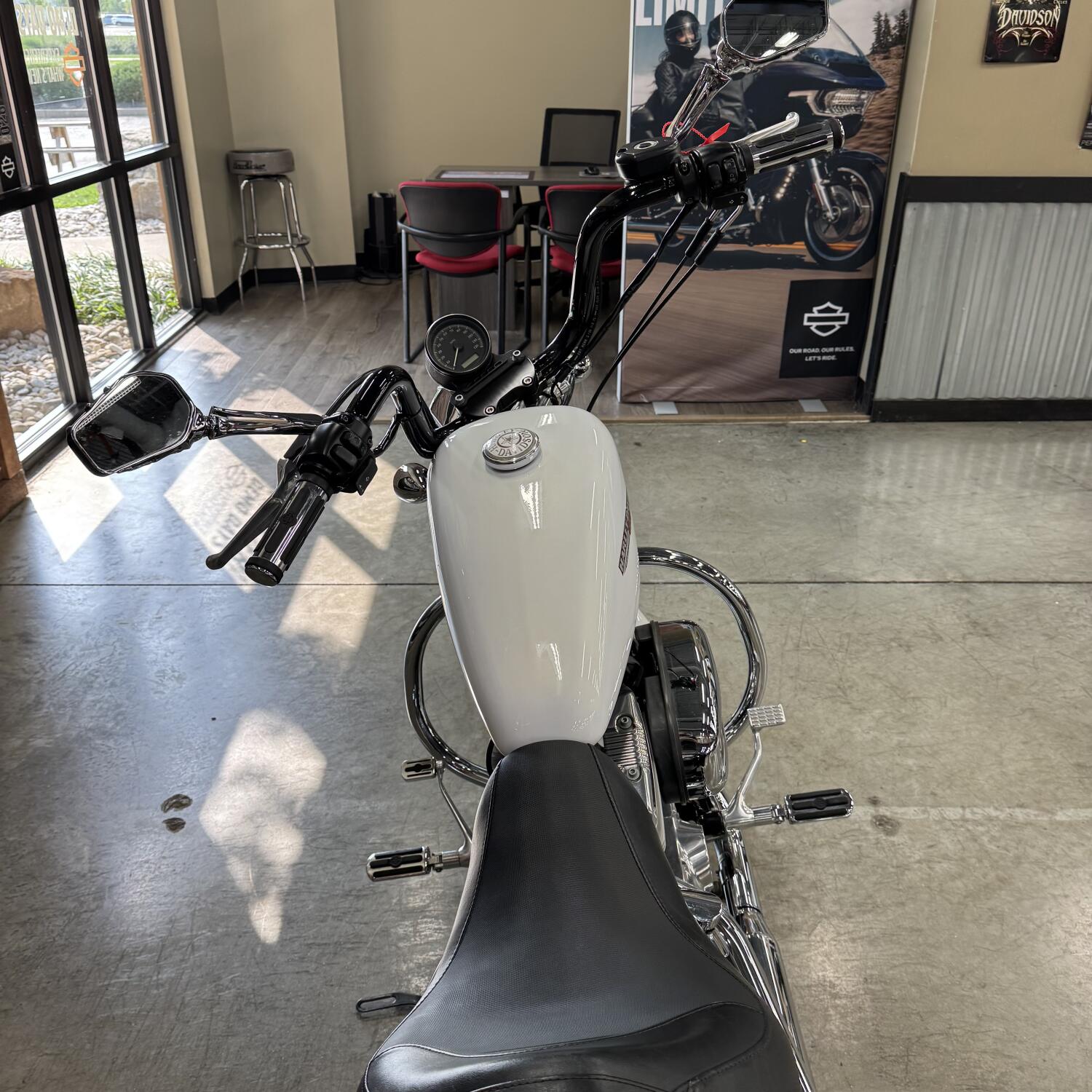 2007 Harley-Davidson® Sportster® 883 Low XL 883L, photo 3