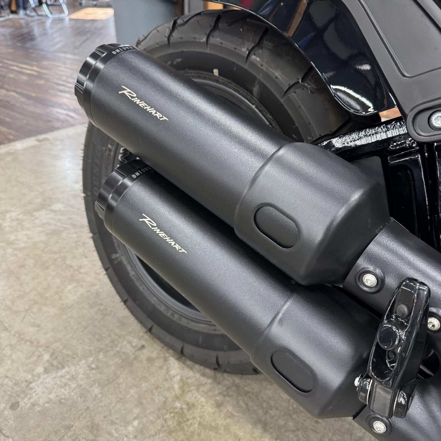 2022 Harley-Davidson® Fat Bob® 114 FXFBS, photo 6